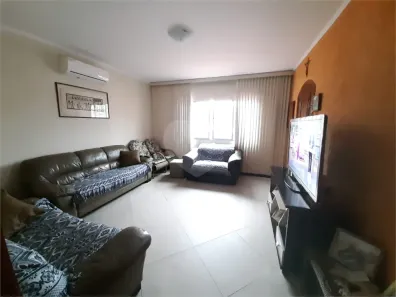Sobrado com 3 Quartos à venda, 373m² no Jardim Peri, São Paulo