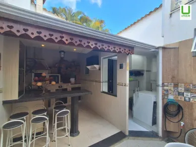 Casa com 2 Quartos para alugar, 125m² no Santa Amélia, Belo Horizonte