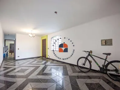 Casa com 4 Quartos à venda, 250m² no Vila Ipojuca, São Paulo