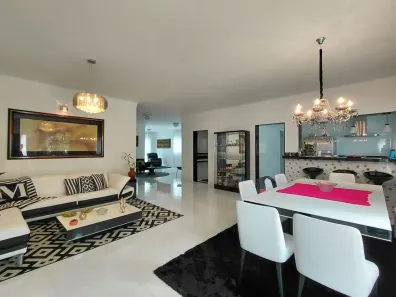 Casa com 4 Quartos à venda, 430m² no Caraguatá, Mairiporã