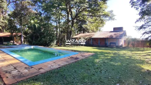 Fazenda/Sítio com 3 Quartos à venda, 200m² no Jardim Estância Brasil, Atibaia