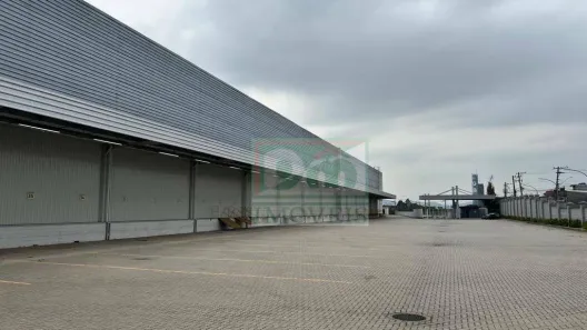 Galpão/Depósito/Armazém para alugar, 1600m² no Jardim Arapongas, Guarulhos