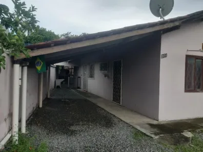 Casa com 2 Quartos para alugar, 48m² no Paranaguamirim, Joinville