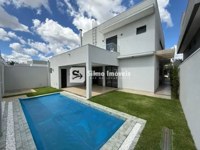 Sobrado com 4 Quartos à venda, 270m² no Shopping Park, Uberlândia