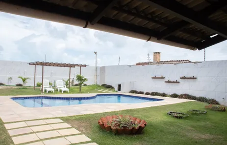 Casa com 6 Quartos à venda, 400m² no Jacaúna, Aquiraz