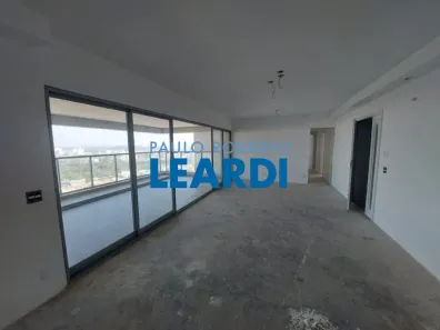 Apartamento com 3 Quartos à venda, 155m² no Vila Sofia, São Paulo