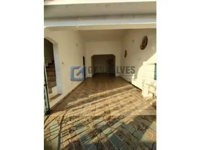 Sobrado com 3 Quartos à venda, 190m² no Vila Aquilino, Santo André