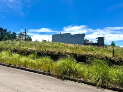 Lote/Terreno à venda, 330m² no Diamantino, Caxias do Sul