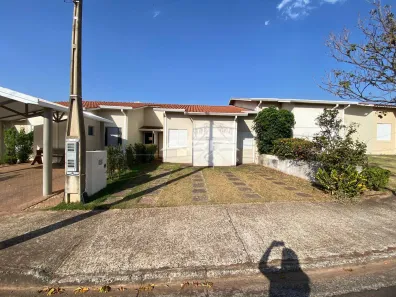 Casa com 3 Quartos à venda, 95m² no Jardim Santa Rosa, Araraquara