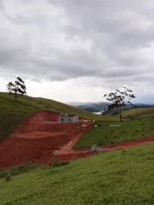 Lote/Terreno à venda, 600m² no Centro, Igaratá