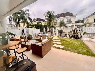 Casa com 3 Quartos à venda, 212m² no Recreio dos Bandeirantes, Rio de Janeiro