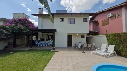 Casa com 4 Quartos à venda, 185m² no Itacorubi, Florianópolis