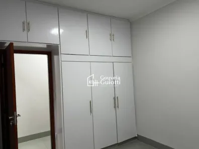 Casa com 3 Quartos à venda, 196m² no Itamaraty 4ª Etapa, Anápolis