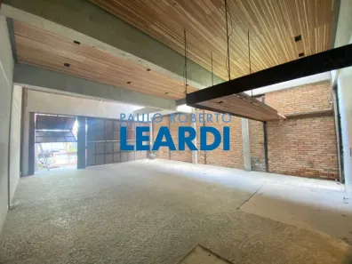 Galpão/Depósito/Armazém com 3 Quartos para alugar, 275m² no Vila Madalena, São Paulo