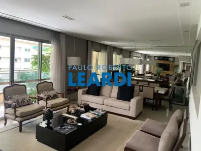Apartamento com 3 Quartos à venda, 220m² no Vila Suzana, São Paulo