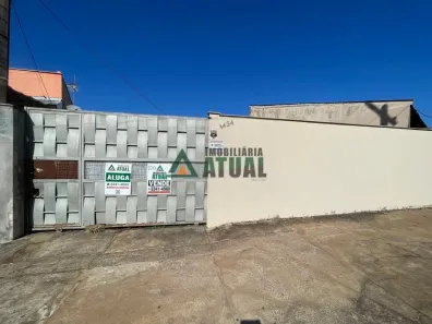 Casa com 3 Quartos para alugar, 90m² no Ideal, Londrina
