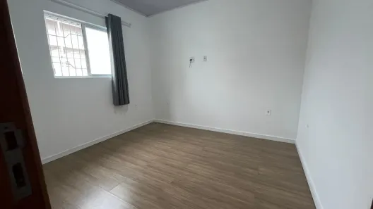 Kitnet com 1 Quarto para alugar, 28m² no Jardim Iate Clube, Balneário Camboriú