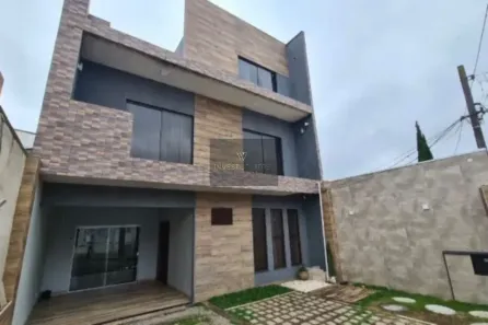 Sobrado com 3 Quartos à venda, 165m² no Xaxim, Curitiba