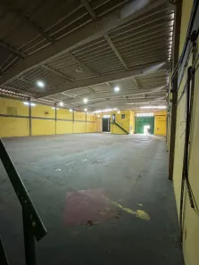 Galpão/Depósito/Armazém com 3 Quartos para alugar, 800m² no Turu, São Luís