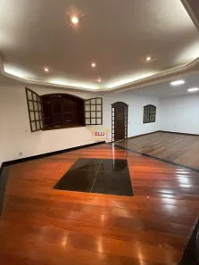 Casa com 5 Quartos para alugar, 320m² no Castelo, Belo Horizonte