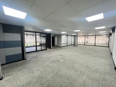 Sala Comercial para alugar, 184m² no Cerqueira César, São Paulo