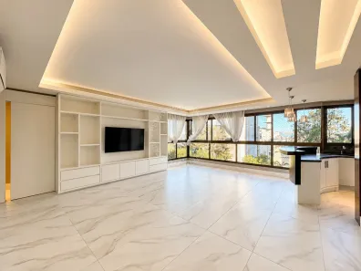 Apartamento com 3 Quartos para alugar, 133m² no Bela Vista, Porto Alegre