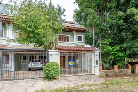 Casa com 3 Quartos à venda, 159m² no Tristeza, Porto Alegre
