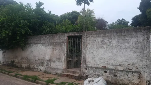 Lote/Terreno à venda, 860m² no Quilombo, Cuiabá