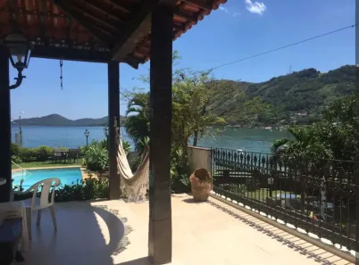 Casa com 5 Quartos à venda, 382m² no Itacurussá, Mangaratiba