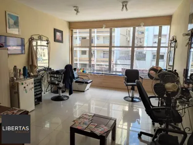 Sala Comercial à venda, 34m² no Independência, Porto Alegre
