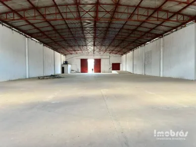 Galpão/Depósito/Armazém para alugar, 1000m² no Centro, Eusébio