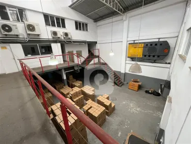 Ponto Comercial à venda, 800m² no Saúde, Rio de Janeiro
