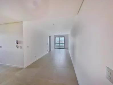Apartamento com 2 Quartos à venda, 68m² no Canto, Florianópolis