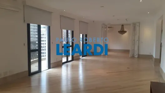 Apartamento com 4 Quartos à venda, 340m² no Moema, São Paulo