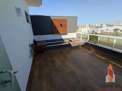 Sobrado com 4 Quartos à venda, 200m² no Nossa Senhora Aparecida, Uberlândia