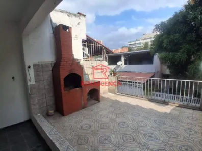 Casa com 3 Quartos para alugar, 100m² no Praça Seca, Rio de Janeiro
