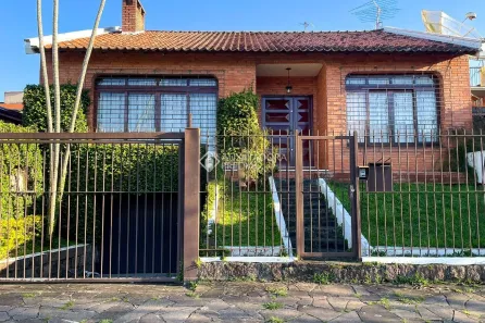 Casa com 3 Quartos à venda, 250m² no Partenon, Porto Alegre