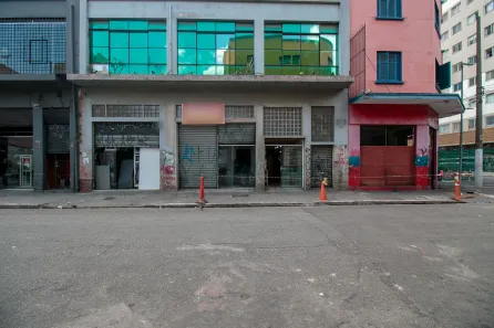 Ponto Comercial para alugar, 400m² no Santa Efigênia, São Paulo