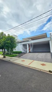 Casa de Condomínio com 3 Quartos à venda, 296m² no Vila Aviação, Bauru