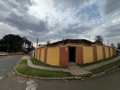 Casa com 3 Quartos para alugar, 156m² no Vila Bourbon (Sousas), Campinas