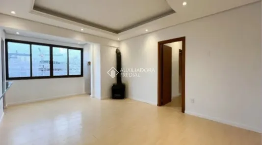 Apartamento com 3 Quartos para alugar, 82m² no Passo da Areia, Porto Alegre
