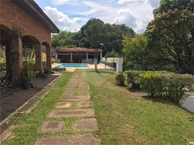 Casa com 4 Quartos para alugar, 612m² no Chácaras Leão, Votorantim
