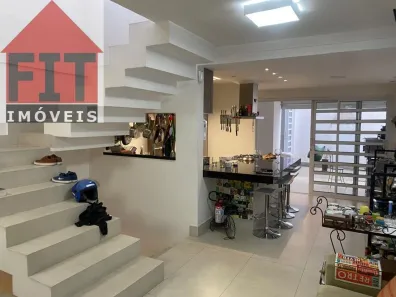 Sobrado com 3 Quartos para alugar, 220m² no Indianópolis, São Paulo