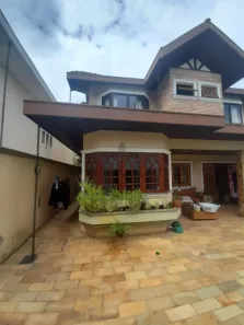 Sobrado com 4 Quartos para alugar, 350m² no Condomínio Sunset Park, São José dos Campos