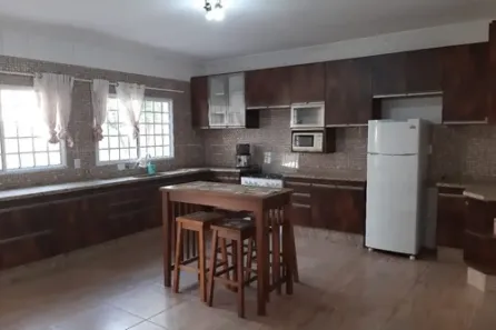 Fazenda/Sítio com 4 Quartos para alugar, 330m² no Ville Saint James II, Campo Limpo Paulista