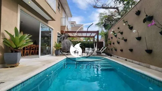 Casa de Condomínio com 5 Quartos para alugar, 350m² no Bairro de Juquehy, São Sebastião