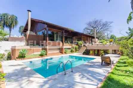 Casa com 4 Quartos à venda, 323m² no Caxingui, São Paulo