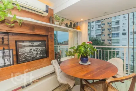 Apartamento com 3 Quartos à venda, 84m² no Passo da Areia, Porto Alegre