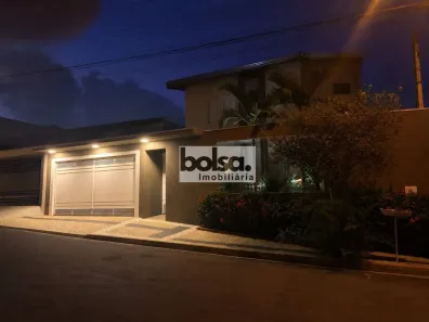 Casa com 3 Quartos à venda, 244m² no Residencial Francisco Lemos de Almeida, Bauru