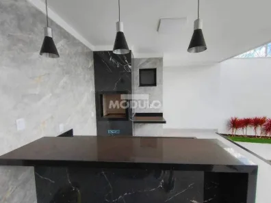 Casa com 3 Quartos à venda, 160m² no Jardim Patrícia, Uberlândia